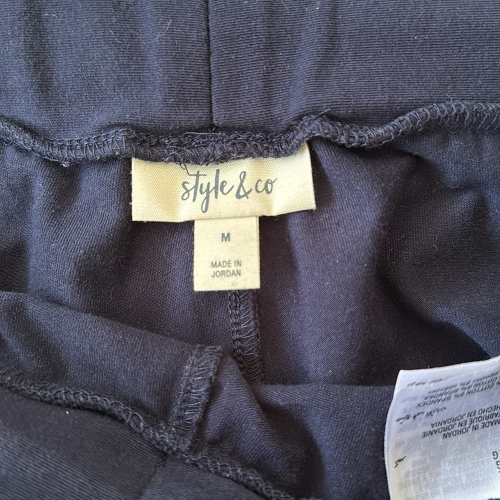 Style & Co. Leggings. Size Medium. - Picture 4 of 11